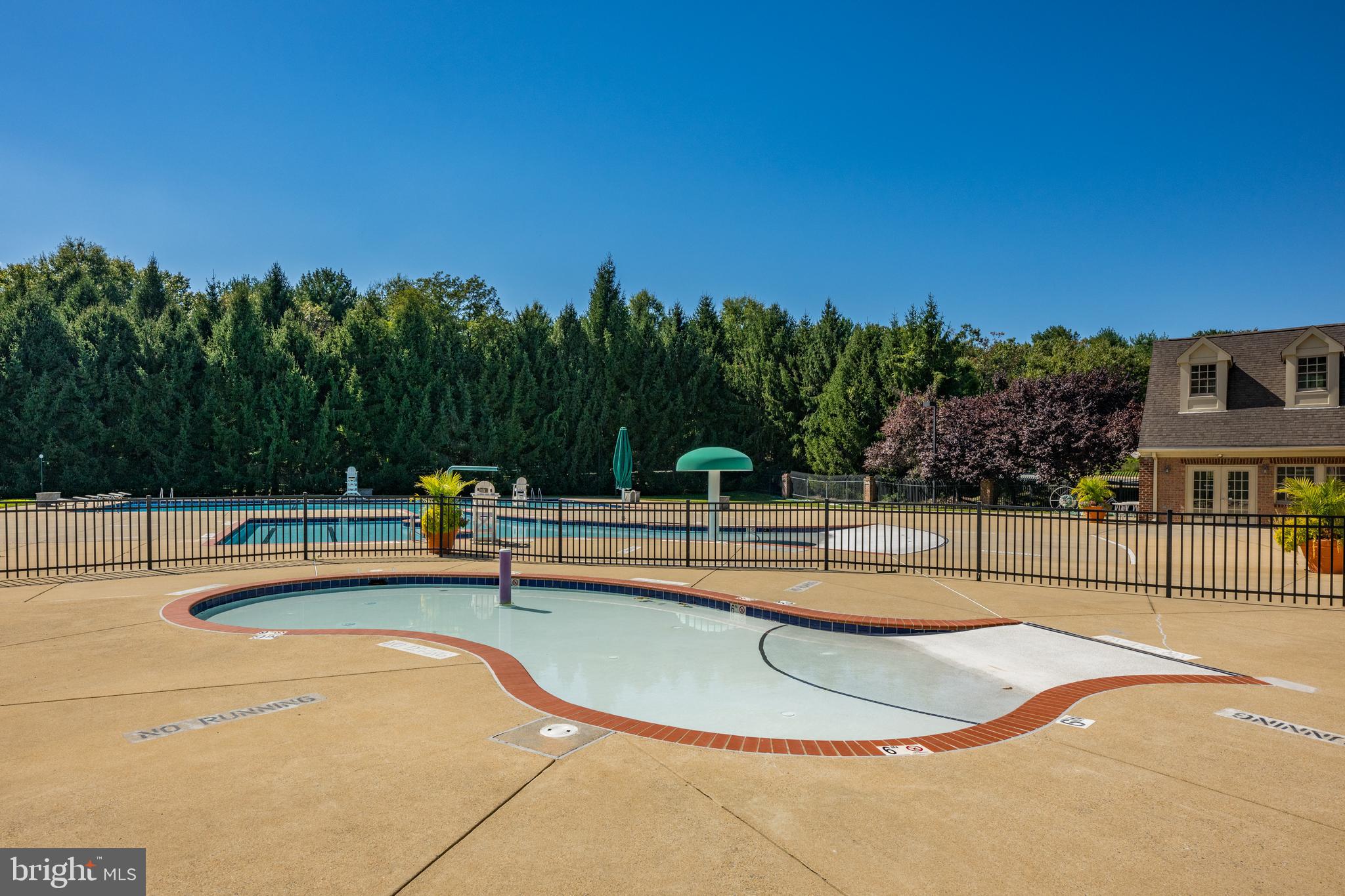 9646 Eagle Ridge Drive Bethesda, MD 20817 - Photo 58 of 74
