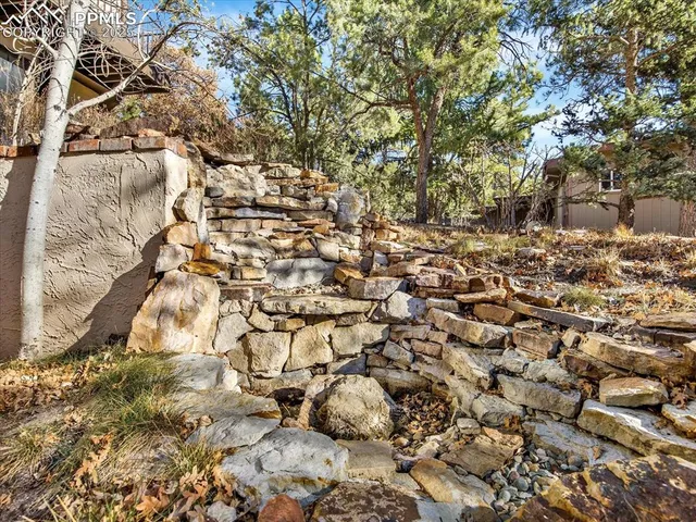$1,100,000 | 575 Silhouette Way, Monument, CO 80132
