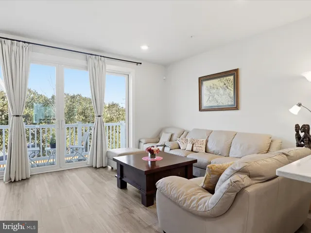 $4,300 | 3595 Aster Street, Fairfax, VA 22030