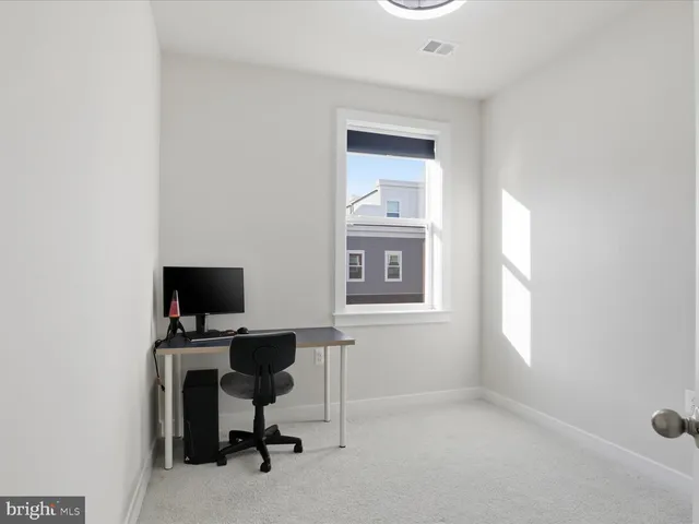 $4,300 | 3595 Aster Street, Fairfax, VA 22030