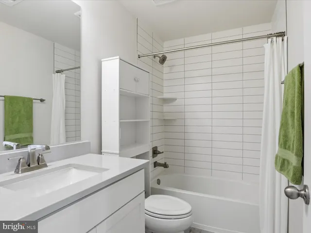 $4,300 | 3595 Aster Street, Fairfax, VA 22030