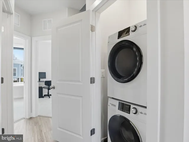 $4,300 | 3595 Aster Street, Fairfax, VA 22030