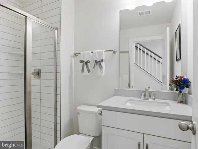 $4,300 | 3595 Aster Street, Fairfax, VA 22030