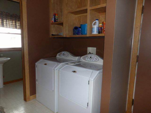 2045 Woodruff Road Hastings, MI 49058 - Photo 17 of 32 2045 Woodruff Rd laundry