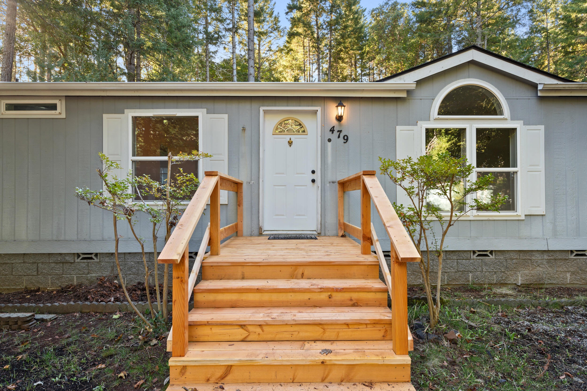 479 Addison Lane Cave Junction, OR 97523 - Photo 5 of 28 479 addison ln, cave junction, or 97523-