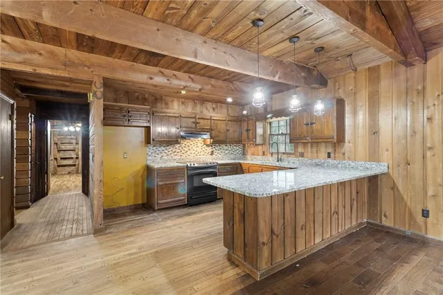 $350,000 | 18 Swan Circle, White, GA 30184