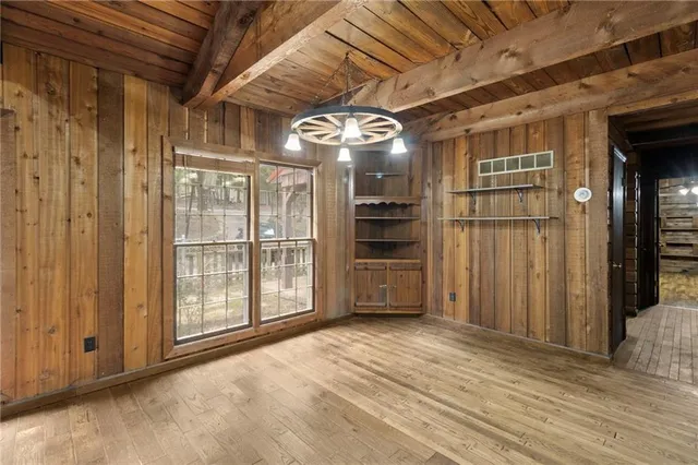 $350,000 | 18 Swan Circle, White, GA 30184