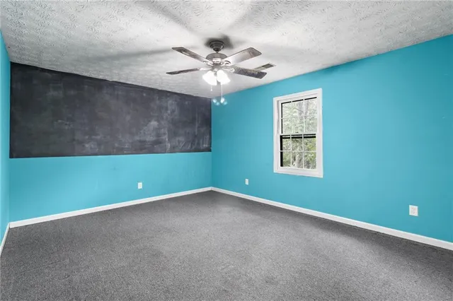 $350,000 | 18 Swan Circle, White, GA 30184