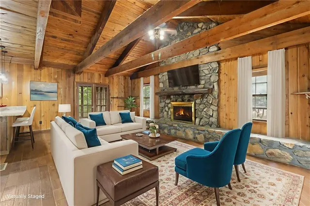 $350,000 | 18 Swan Circle, White, GA 30184