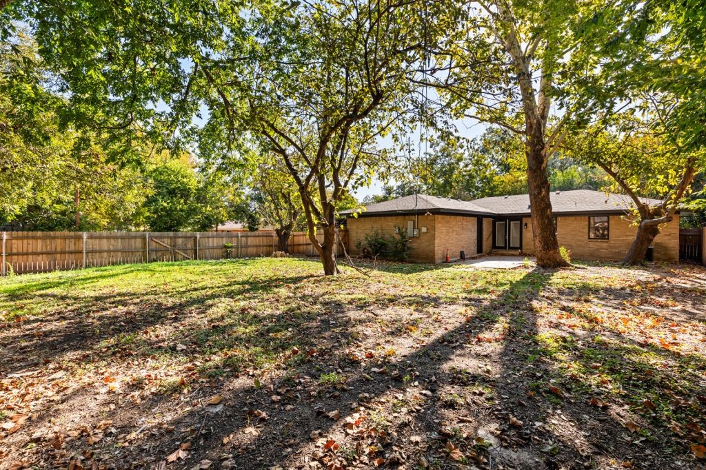 3901 Acree Street Waco, TX 76711 - Photo 31 of 34