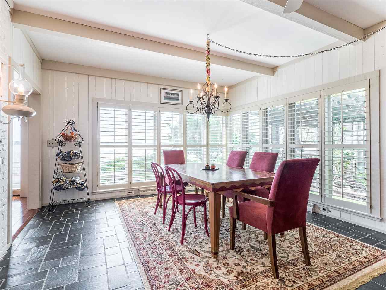 11391 North Cedar Point High Road Syracuse, IN 46567 - Photo 13 of 36 Gallery Image 13