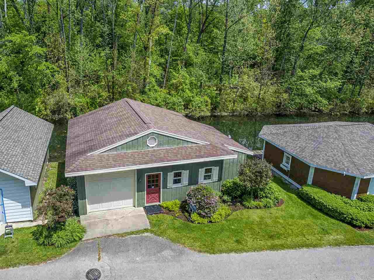 11391 North Cedar Point High Road Syracuse, IN 46567 - Photo 30 of 36 Gallery Image 30