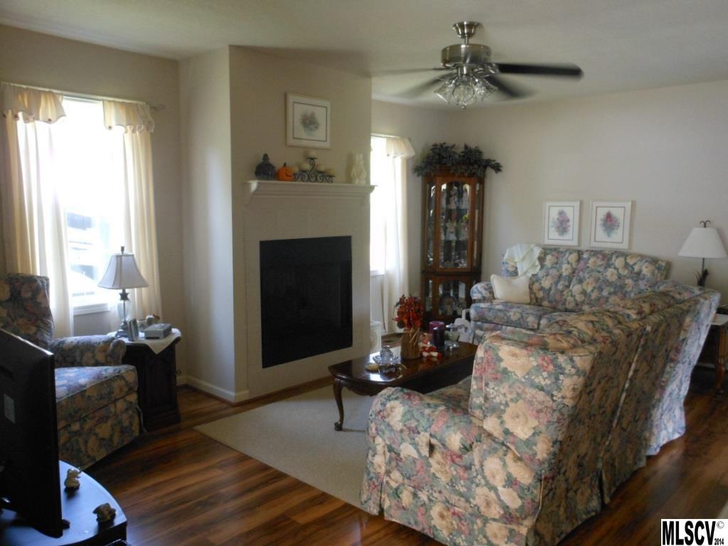 5256 Wolfe Road Hickory, NC 28601 - Photo 2 of 8 Gallery Image 2