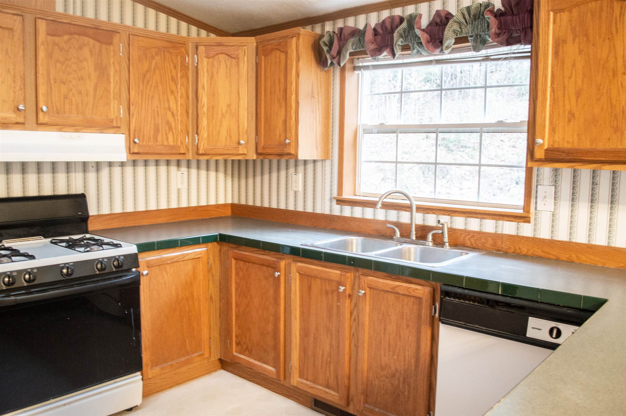 92 S Road Harrisville, NH 03450 - Photo 5 of 20