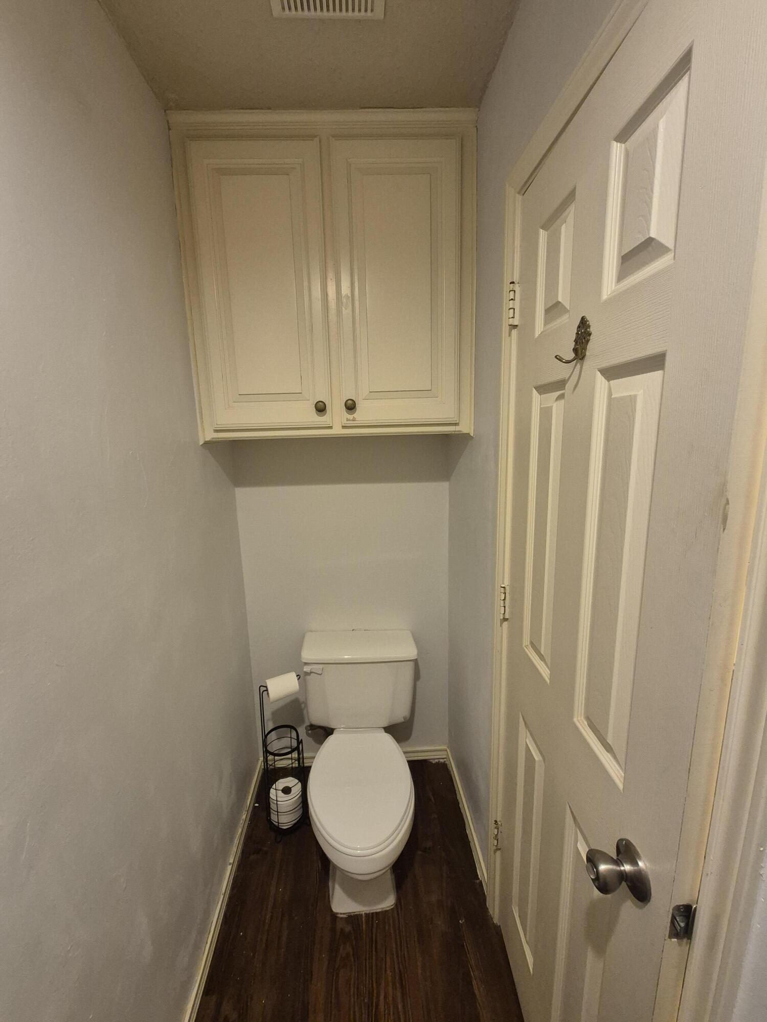 5117 79th Drive Lubbock, TX 79424 - Photo 29 of 35 a bathroom with a toilet