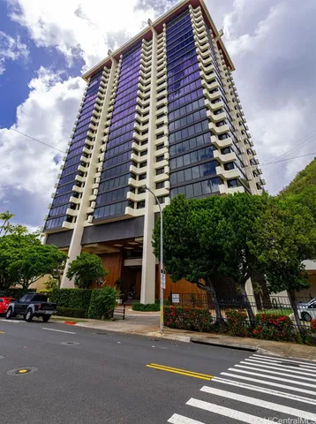 $995,000 | 250 Kawaihae Street, Unit 16B, Honolulu, HI 96825