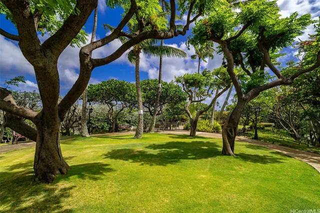 $995,000 | 250 Kawaihae Street, Unit 16B, Honolulu, HI 96825