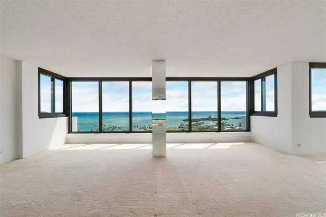 $995,000 | 250 Kawaihae Street, Unit 16B, Honolulu, HI 96825