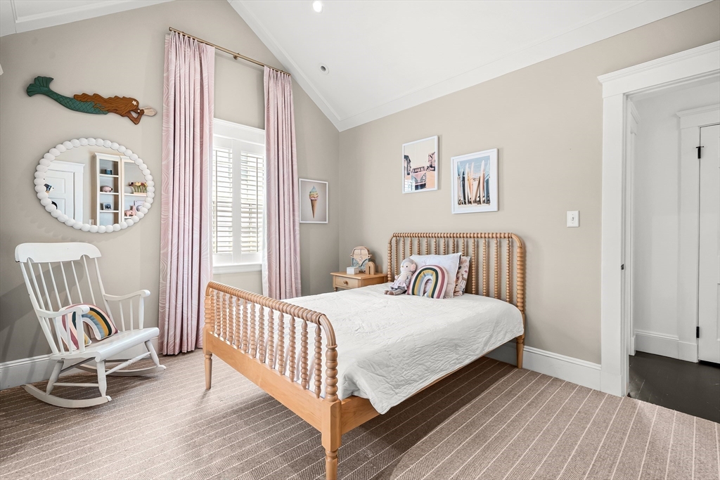 24 Cleveland Road Needham, MA 02492 - Photo 17 of 31