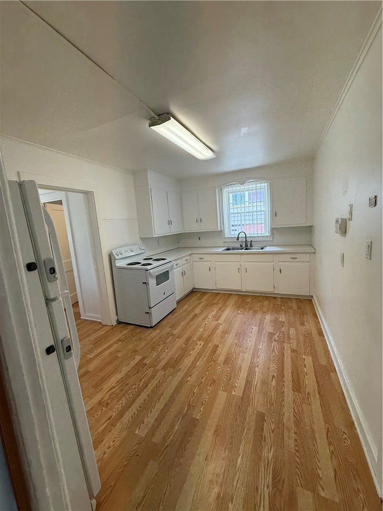 9 Grove Street Oneonta, NY 13820 - Photo 14 of 34