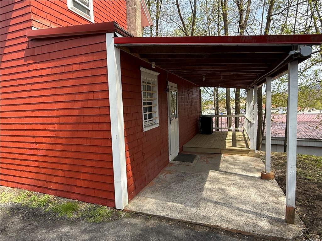 9 Grove Street Oneonta, NY 13820 - Photo 4 of 34