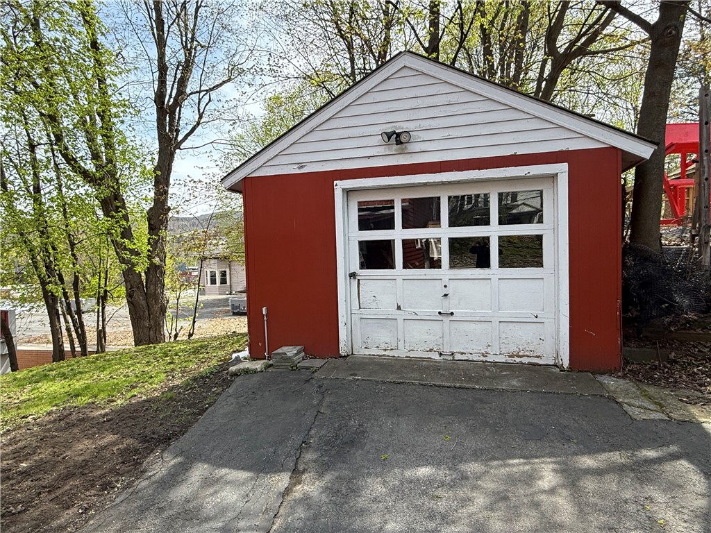 9 Grove Street Oneonta, NY 13820 - Photo 9 of 34