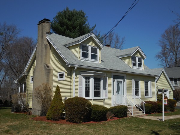 136 Althea Street West Springfield, MA 01089 - Photo 3 of 30 Gallery Image 3