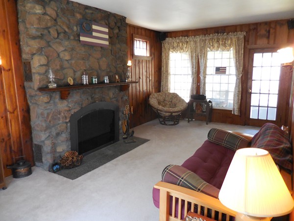 136 Althea Street West Springfield, MA 01089 - Photo 5 of 30 Gallery Image 5