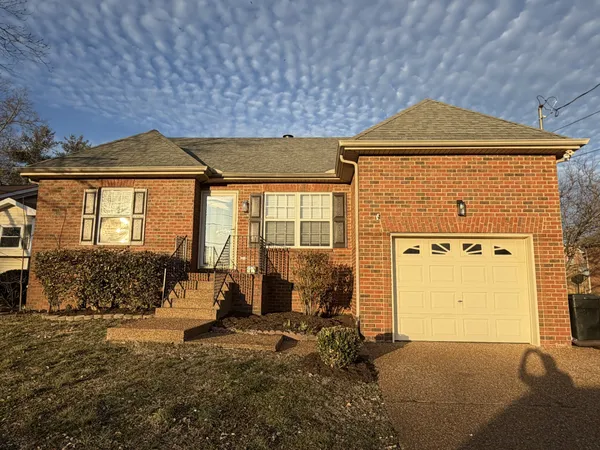 $1,795 | 148 South Birchwood Drive, Hendersonville, TN 37075