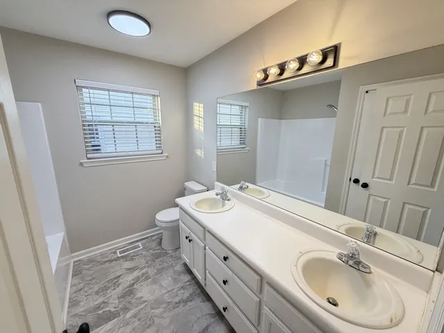 $1,895 | 148 South Birchwood Drive, Hendersonville, TN 37075