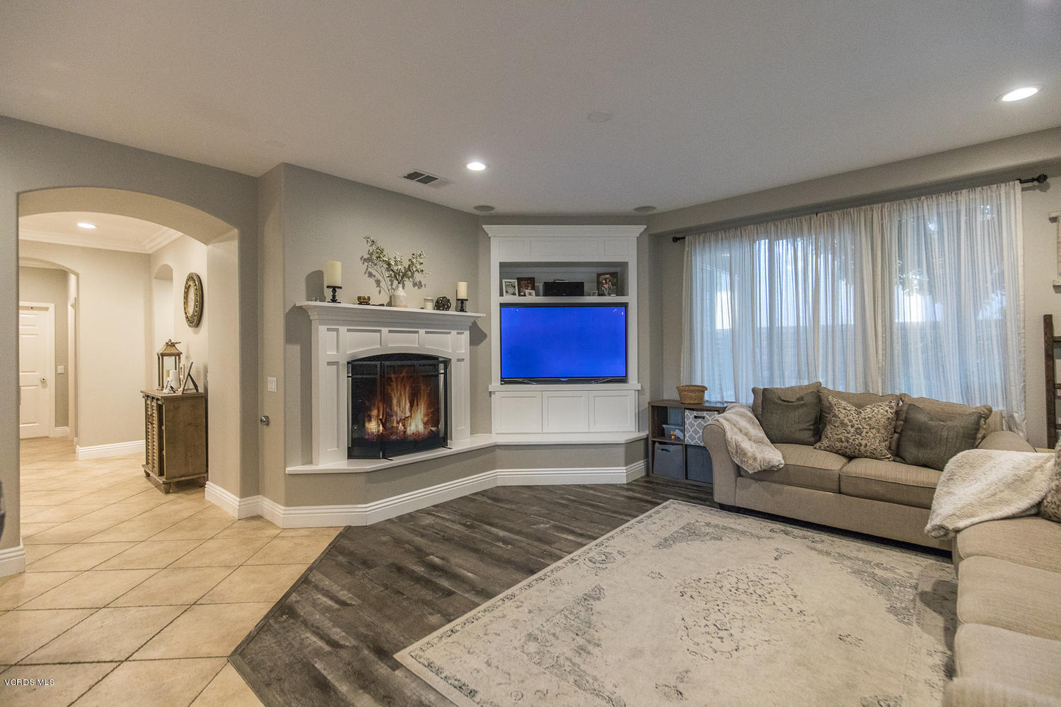 14374 Peach Hill Road Moorpark, CA 93021 - Photo 10 of 37 14374 Peach Hill Rd Moorpark-large-010-0
