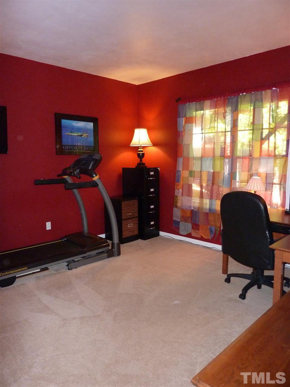 5550 Red Robin Road Raleigh, NC 27613 - Photo 4 of 25