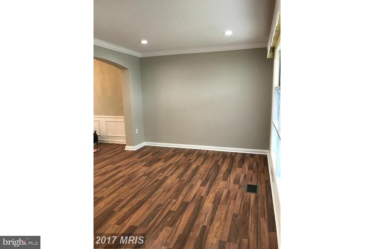 1441 Walker Avenue Baltimore, MD 21239 - Photo 3 of 26