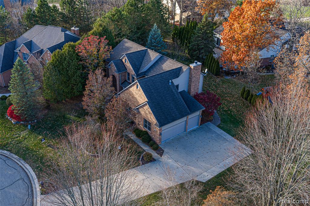 3904 Kaeleaf Road Lake Orion, MI 48360 - Photo 6 of 66