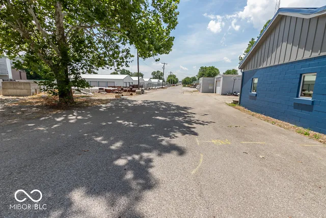 $3,000 | 925 Virginia Street, Shelbyville, IN 46176