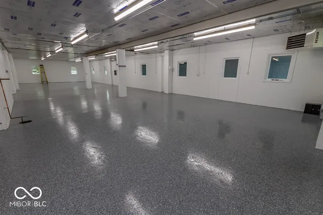 $3,000 | 925 Virginia Street, Shelbyville, IN 46176