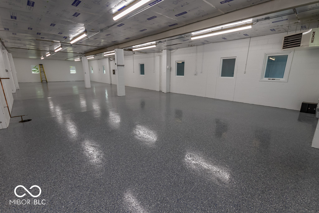 925 Virginia Street Shelbyville, IN 46176 - Photo 13 of 44