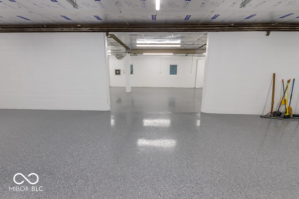 925 Virginia Street Shelbyville, IN 46176 - Photo 20 of 44