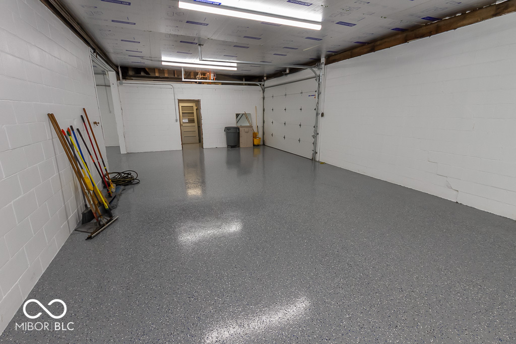 925 Virginia Street Shelbyville, IN 46176 - Photo 22 of 44