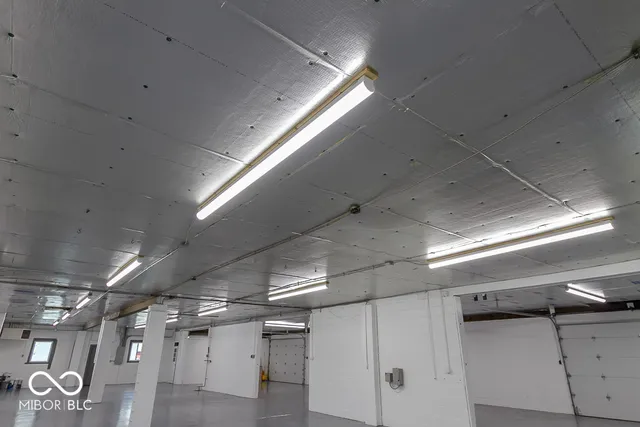 $3,000 | 925 Virginia Street, Shelbyville, IN 46176