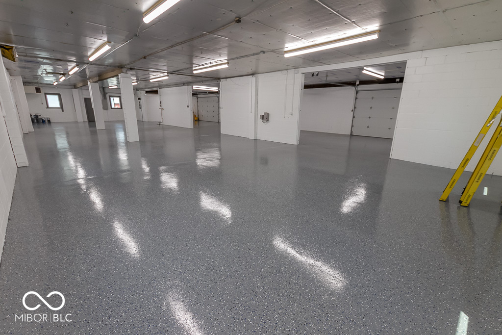 925 Virginia Street Shelbyville, IN 46176 - Photo 26 of 44