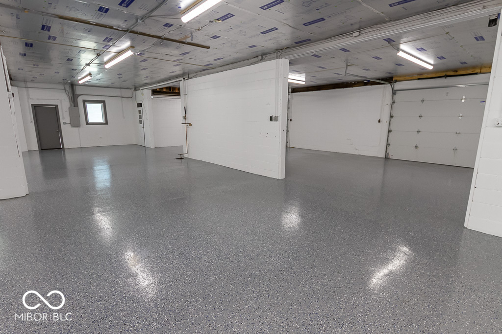 925 Virginia Street Shelbyville, IN 46176 - Photo 31 of 44