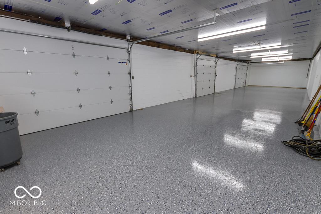 925 Virginia Street Shelbyville, IN 46176 - Photo 37 of 44