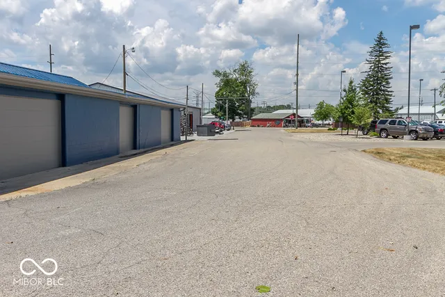 $3,000 | 925 Virginia Street, Shelbyville, IN 46176