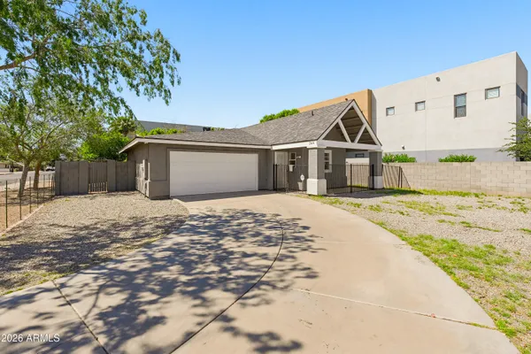 $475,000 | 344 East Osborn Road, Phoenix, AZ 85012