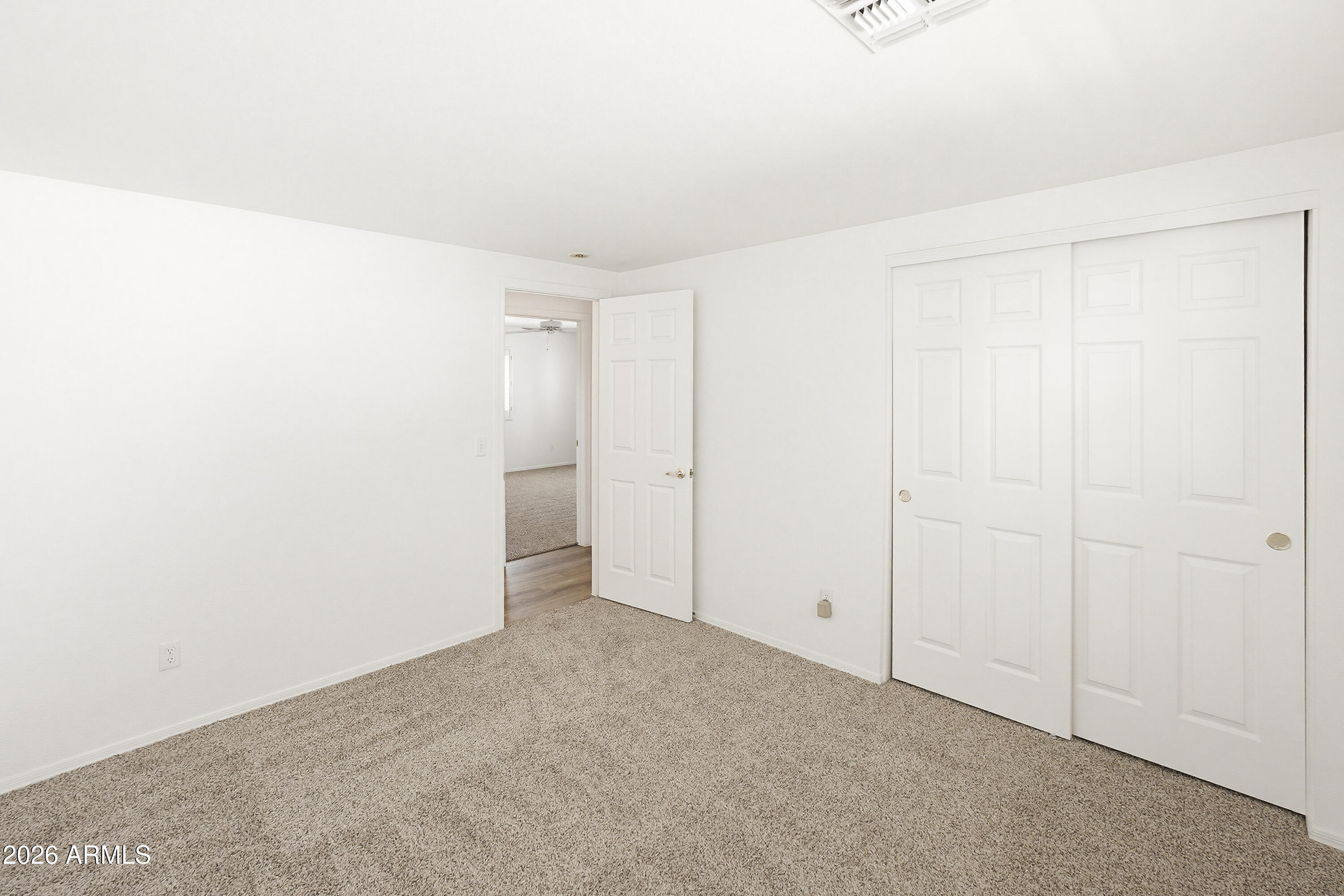 344 East Osborn Road Phoenix, AZ 85012 - Photo 16 of 37 344 E Osborn Rd-10