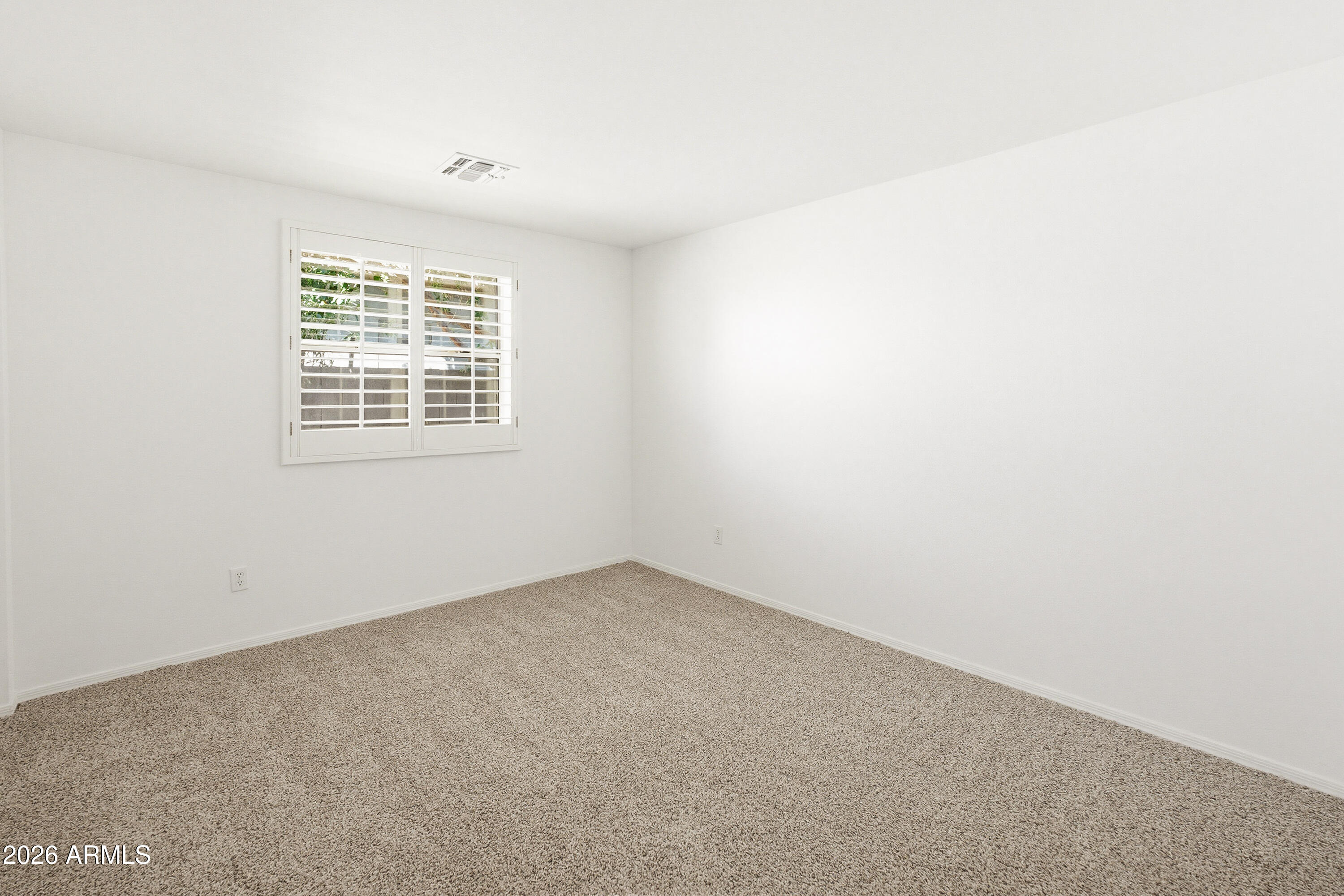 344 East Osborn Road Phoenix, AZ 85012 - Photo 17 of 37 344 E Osborn Rd-11