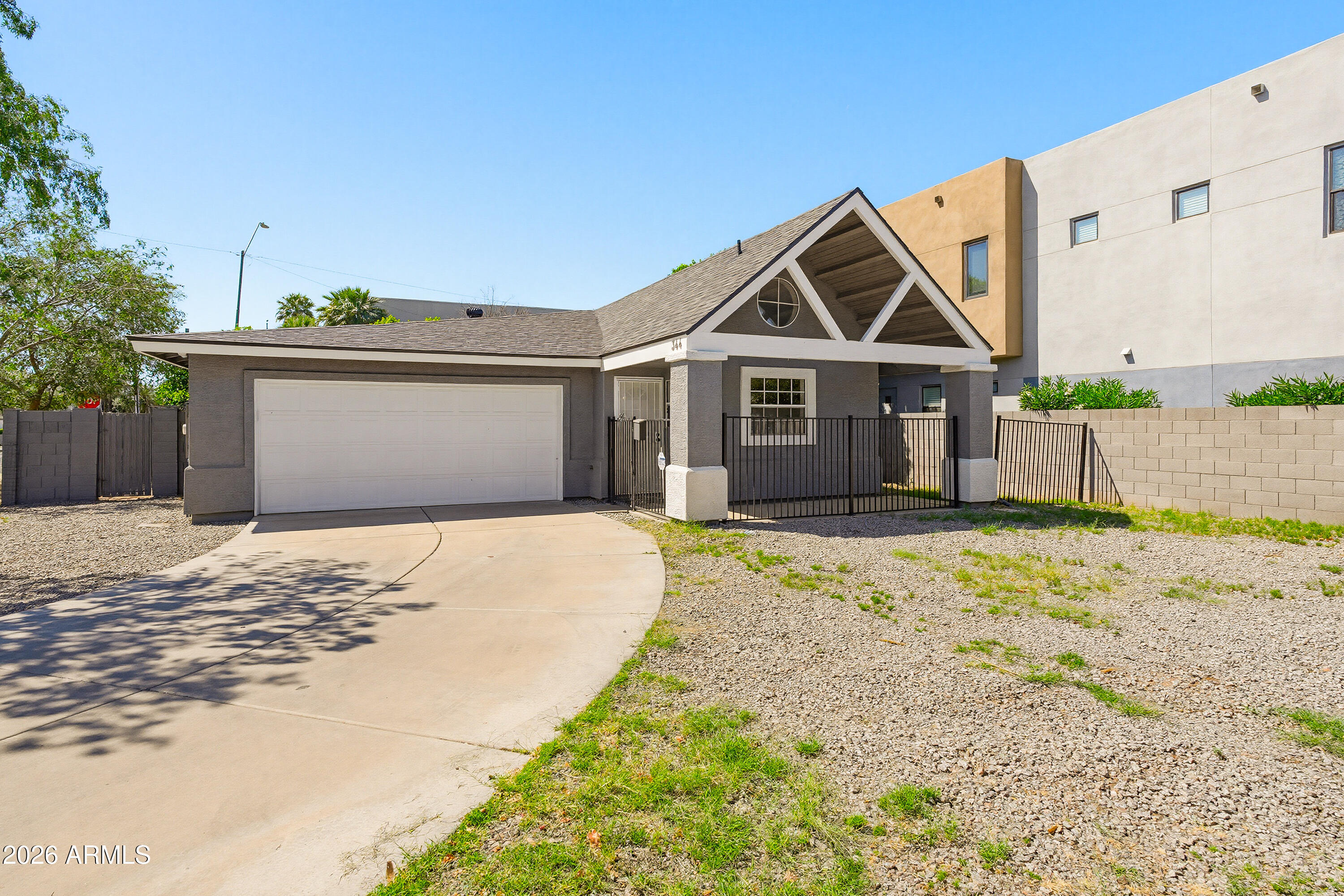 344 East Osborn Road Phoenix, AZ 85012 - Photo 3 of 37 344 E Osborn Rd-32