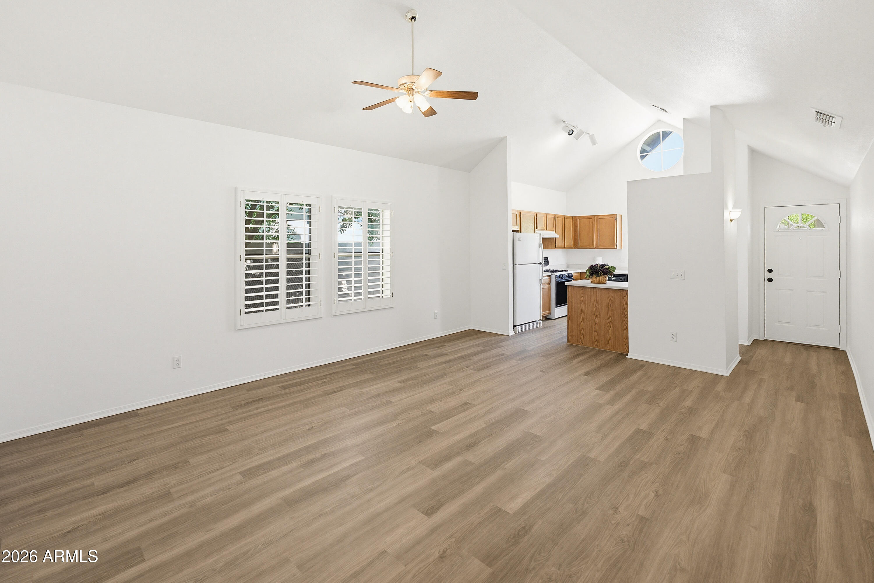 344 East Osborn Road Phoenix, AZ 85012 - Photo 9 of 37 344 E Osborn Rd-3