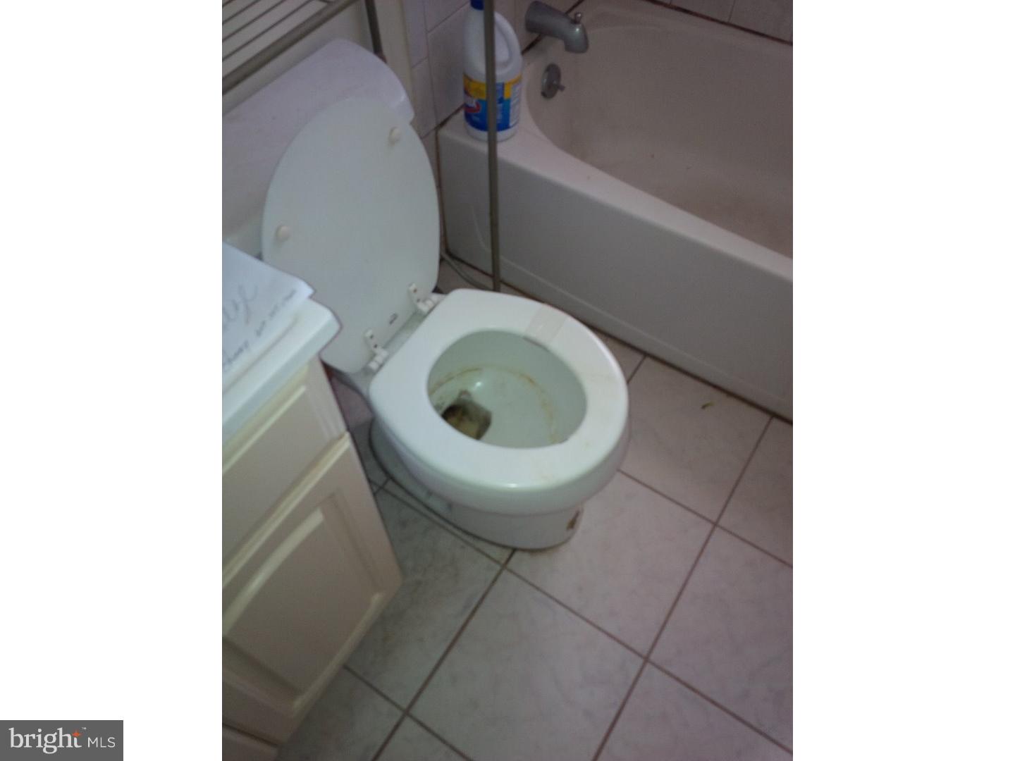 2 Quickset Road Levittown, PA 19057 - Photo 18 of 21 Bathroom